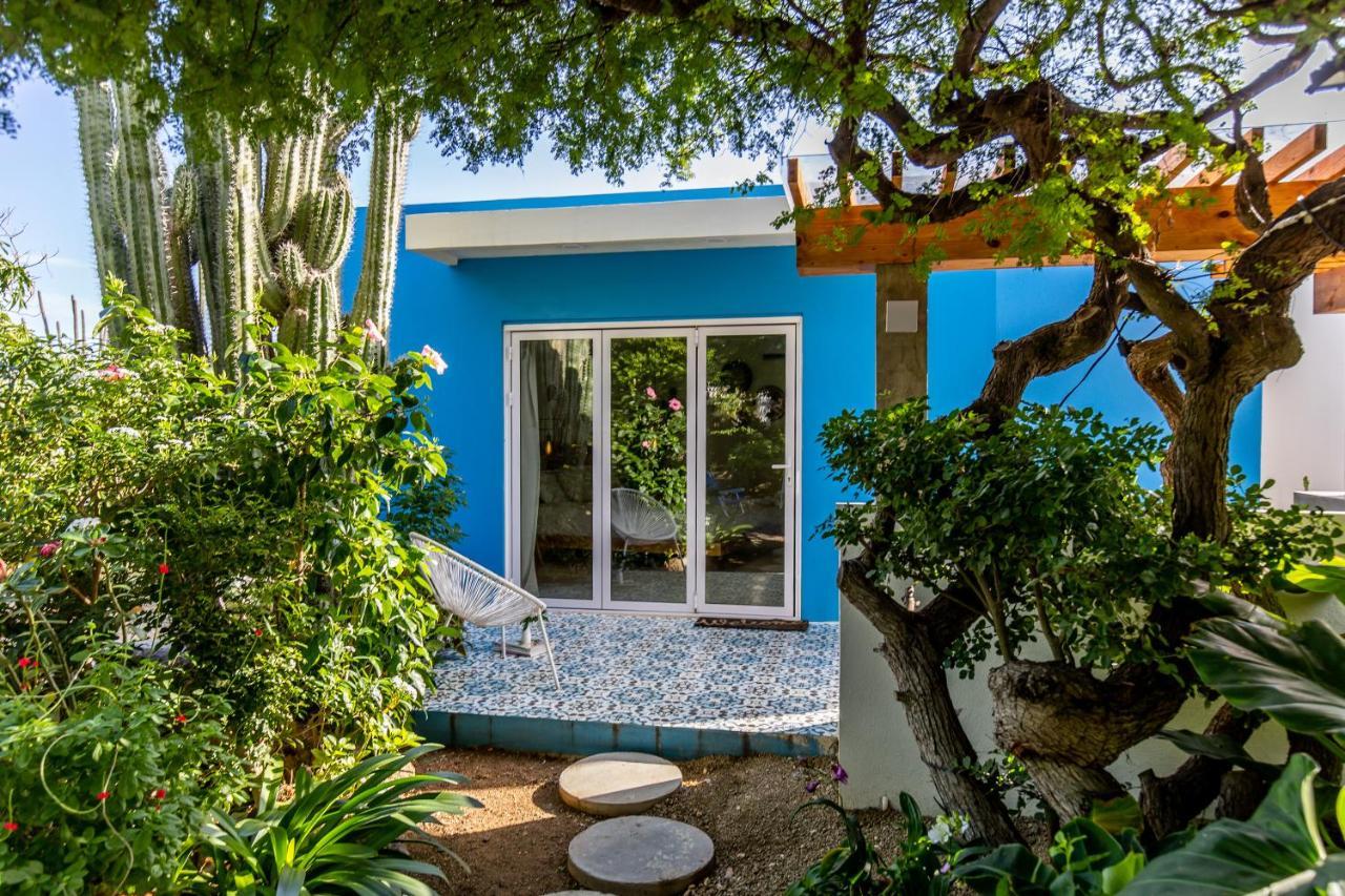 Naima Luxury Home, Cottage & Apartment Rentals Paradera Exterior photo